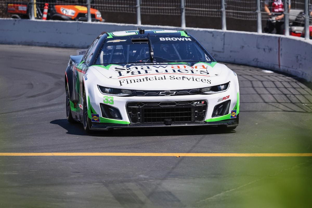 Brown qualifies 24th after throttle drama at Sonoma