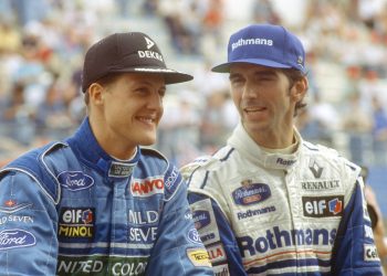 Michael Schumacher with Damon Hill. Image: Photo4 / XPB Images