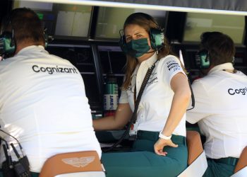 Bernadette Collins (GBR) Aston Martin F1 Team Performance and Strategy Engineer.
17.07.2021. Formula 1 World Championship, Rd 10, British Grand Prix, Silverstone, England, Qualifying Day.
- www.xpbimages.com, EMail: requests@xpbimages.com © Copyright: Bearne / XPB Images