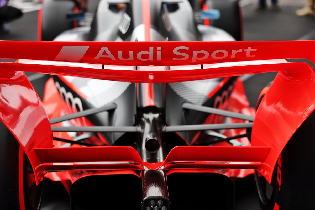Audi is expected to announce it has acquired Sauber in its entirety. Image: Bearne / XPB Images