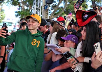 Oscar Piastri never thought he'd reach Formula 1. Image: Moy / XPB Images