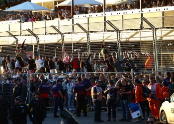 Fans will not be allowed on track following this year's Australian Grand Prix. Image: Batchelor / XPB Images