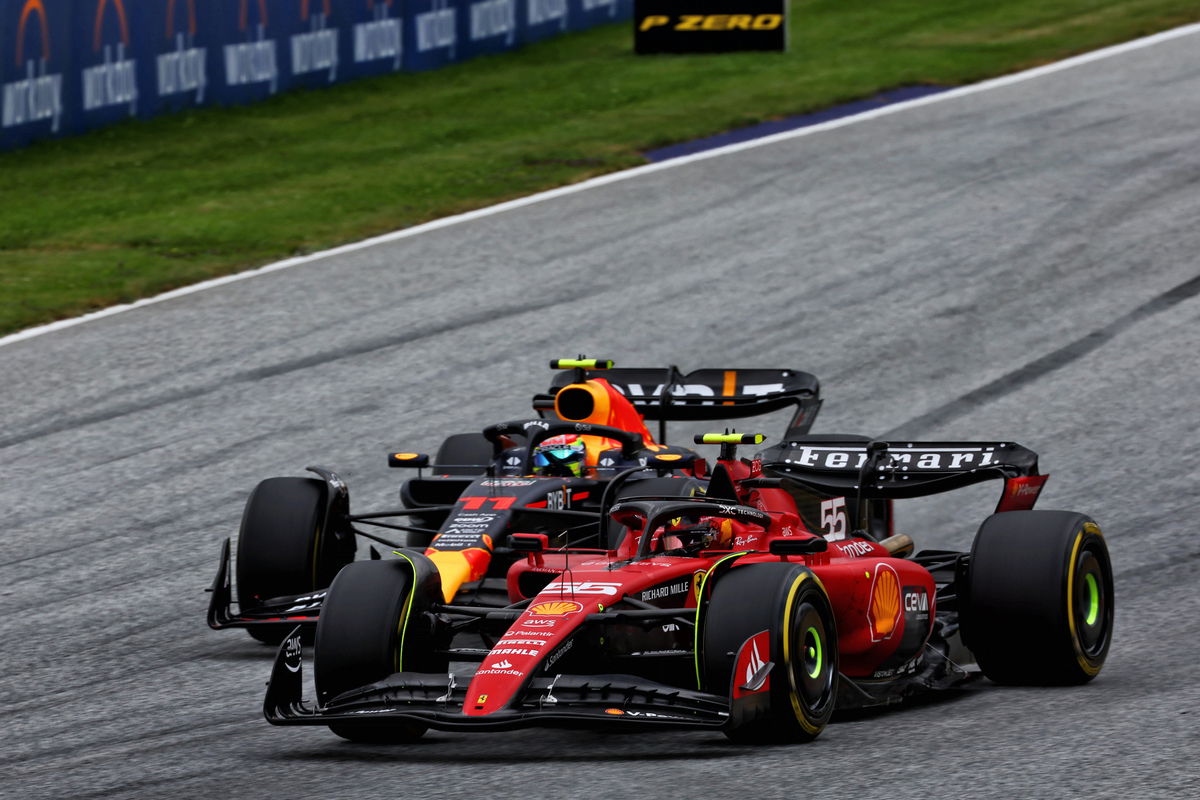 Carlos Sainz has bemoaned his opening stint in Sunday's Formula 1 Austrian Grand Prix