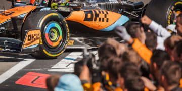 McLaren boss Zak Brown expects his steam to make a step forward in 2024. Image: Bearne / XPB Images