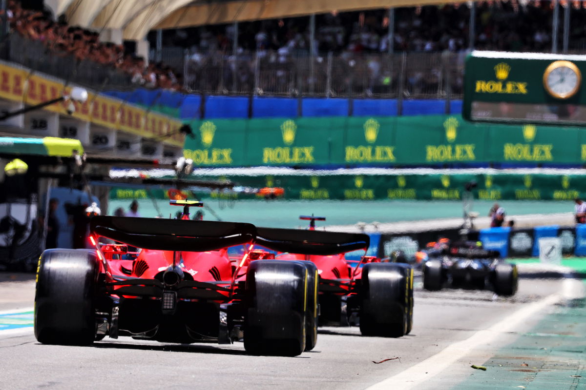 Drivers question ‘extremely dangerous’ F1 pit lane rule change