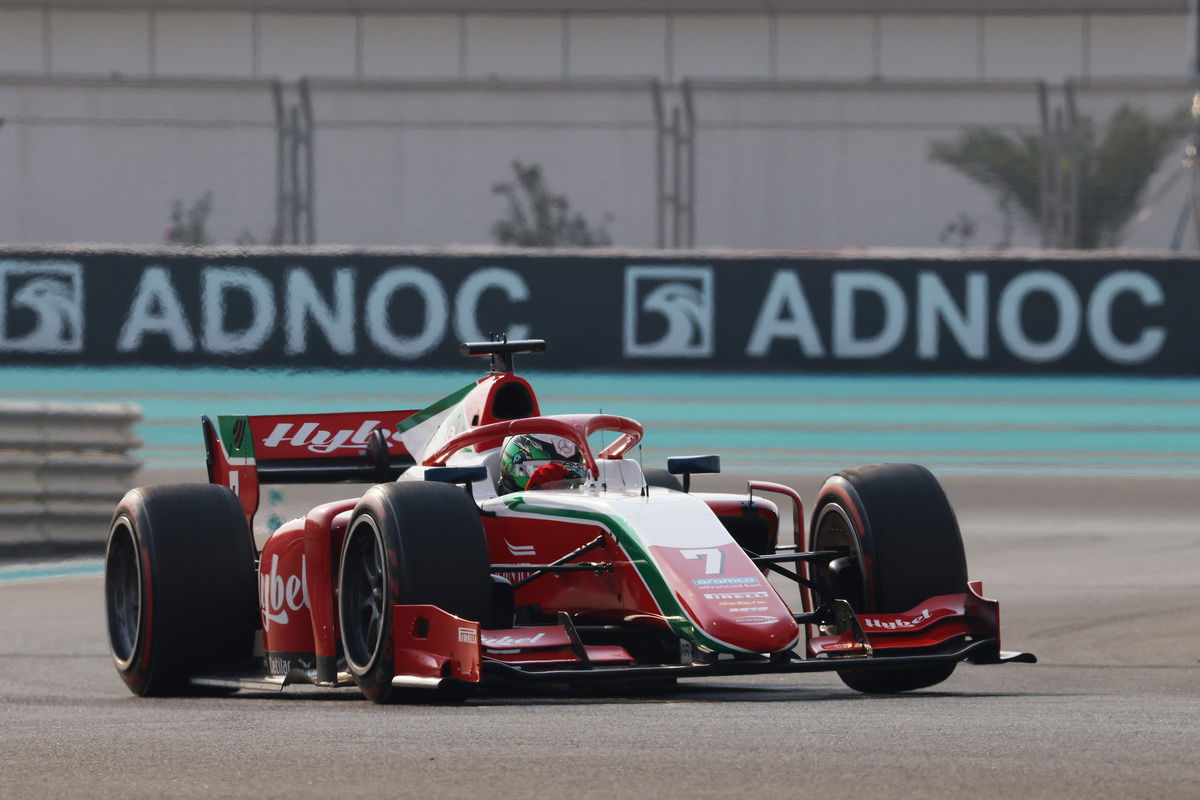 F2 title fight goes to the wire after Vesti win