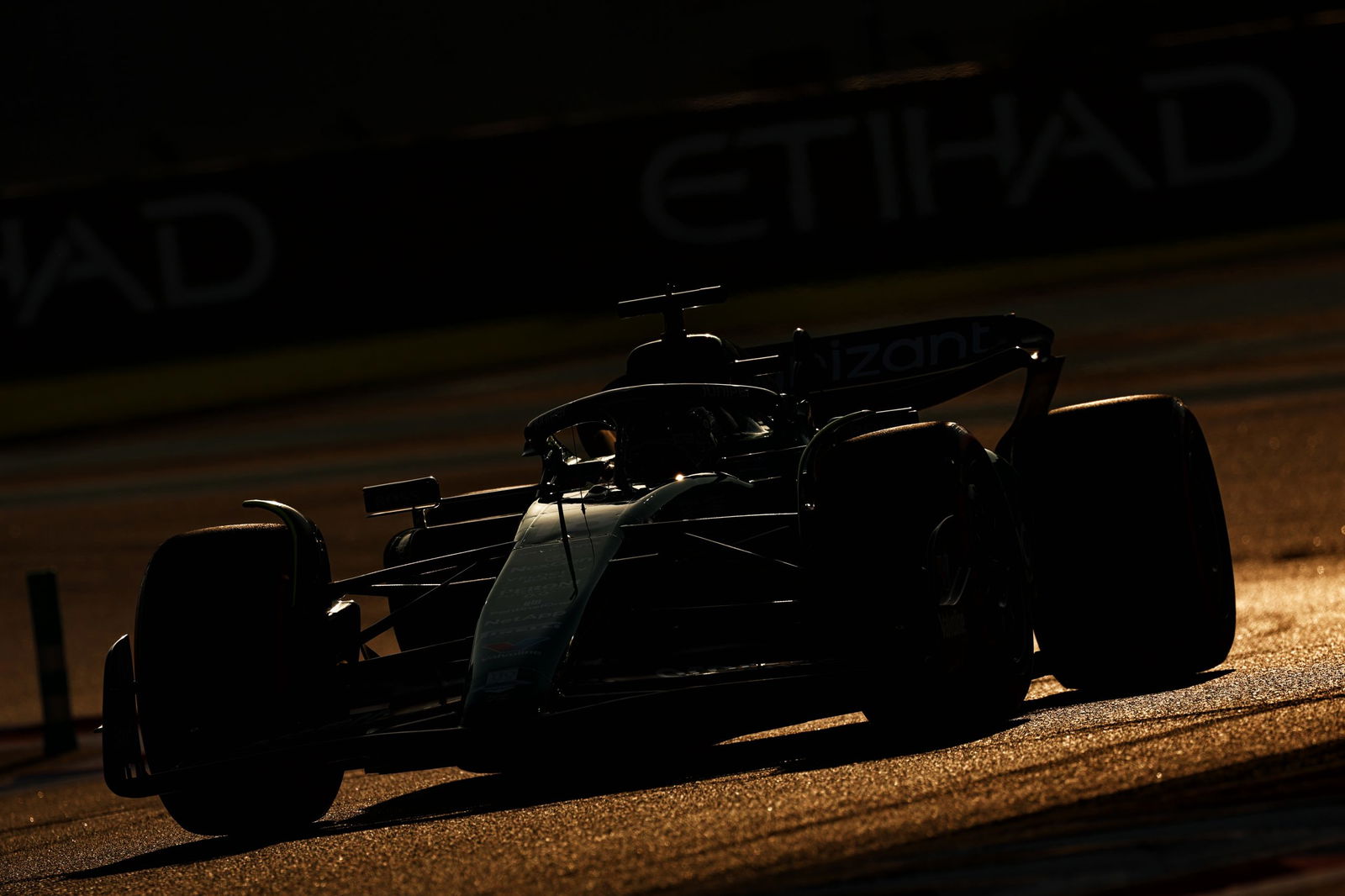 Aston Martin become fourth team to confirm 2024 F1 launch date