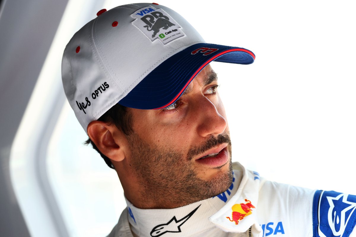 Daniel Ricciardo says he is realistic when playing down suggestions RB is a darkhorse. Image: Coates / XPB Images