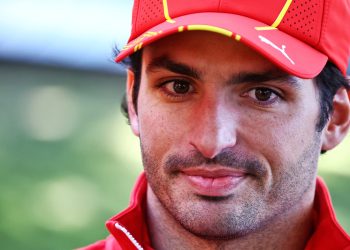 Carlos Sainz is poised to make his F1 return following surgery. Image: Batchelor / XPB Images