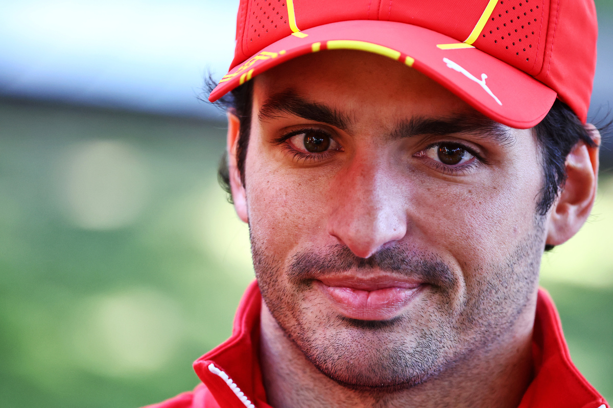 Carlos Sainz is poised to make his F1 return following surgery. Image: Batchelor / XPB Images