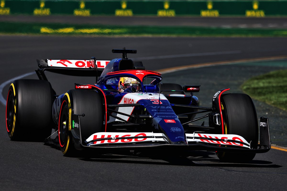 Daniel Ricciardo is eying a berth in the top 10 in qualifying for the Australian Grand Prix. Image: Moy / XPB Images