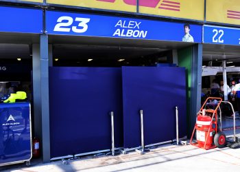 Alex Albon is in doubt for Sunday's Australian GP after his opening practice crash. Image: Batchelor / XPB Images