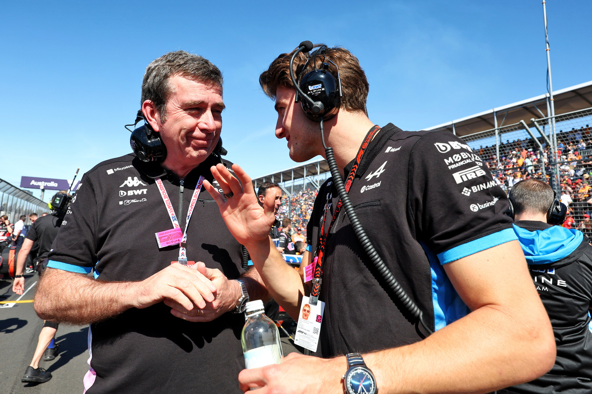 Alpine boss Bruno Famin with Australian youngster Jack Doohan. Image: Moy / XPB Images