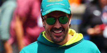 Fernando Alonso has signed a new deal to remain with Aston Martin. Image: XPB Images