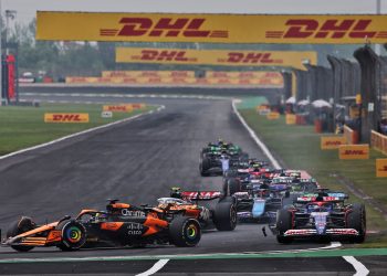 Daniel Ricciardo has slammed Lance Stroll after the Aston Martin driver ended his Chinese Grand Prix. Image: Rew / XPB Images