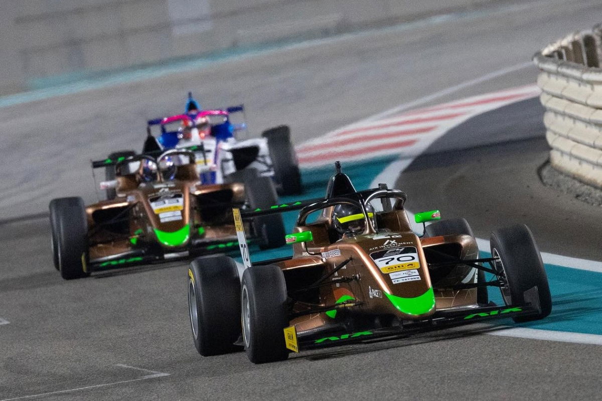 Points for Aussies at a mixed weekend in the Middle East