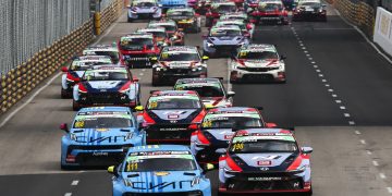 The start of the FIA TCR World Tour race at the Macau Grand Prix.