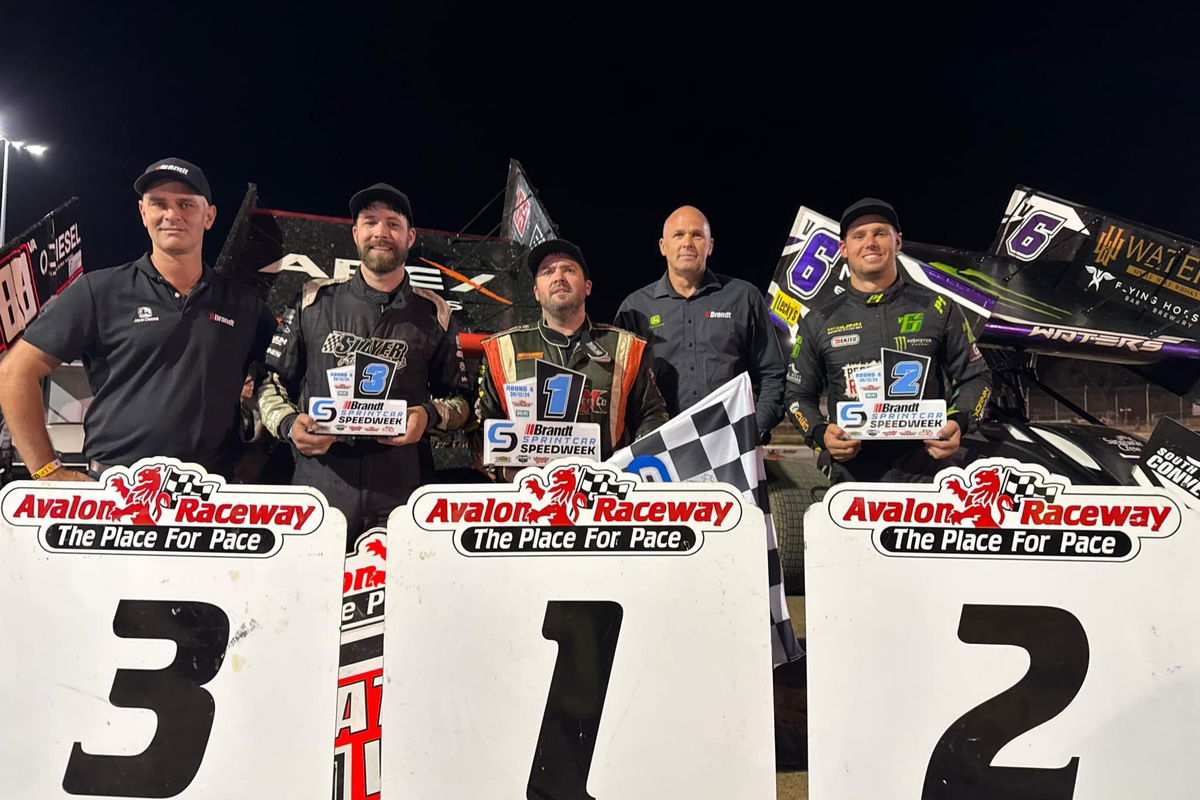 Ryan Jones headed Cam Waters in the penultimate round of the Brandt Sprintcar Speedweek at Avalon Raceway. Image: Sprintcar Speedweek Facebook