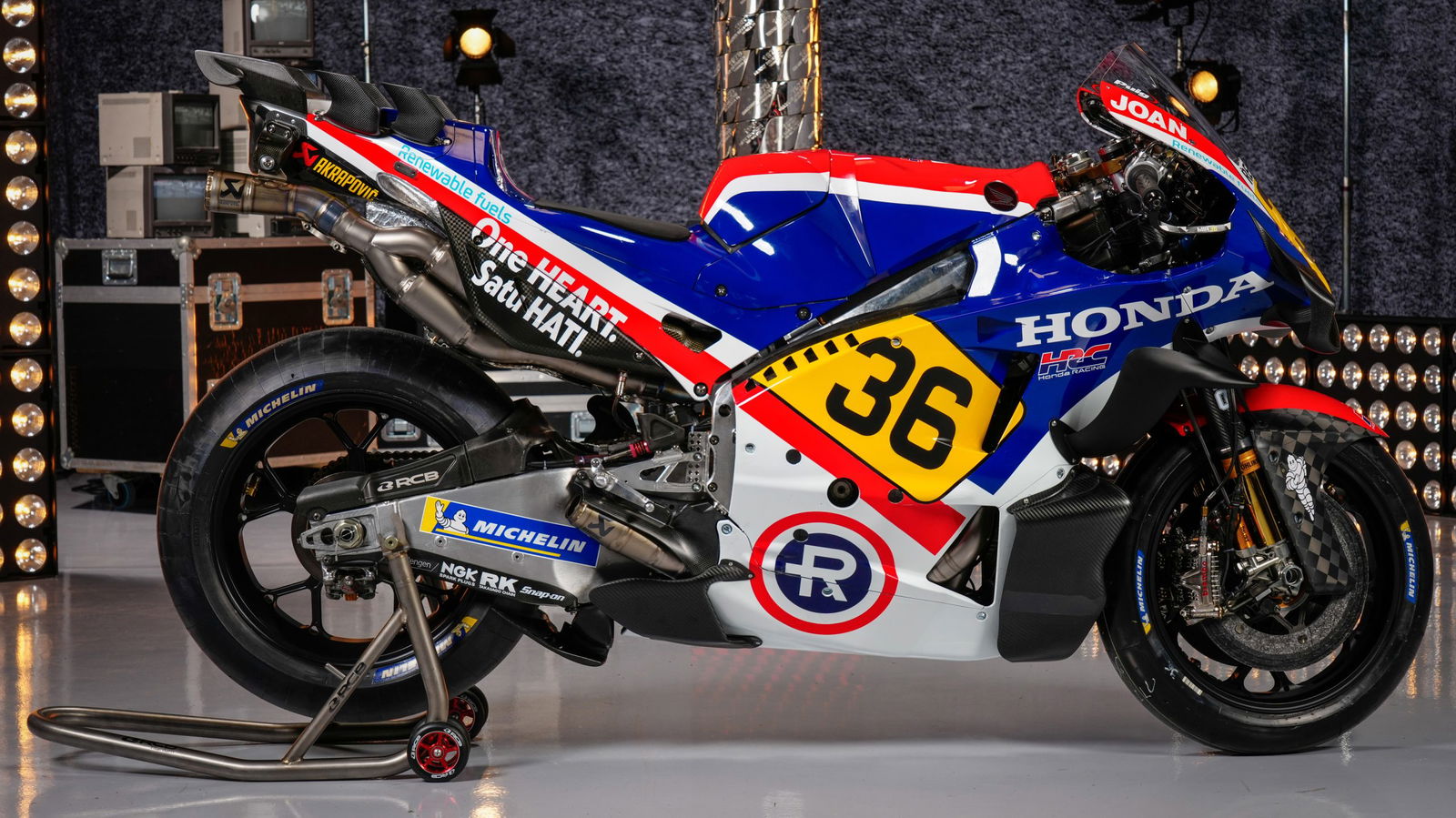 Honda will run a livery paying tribute to the 1983-winning Freddie Spencer scheme.