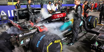 The Formula 1 Commission has approved the introduction of driver cooling kits for use next season. Image: Batchelor / XPB Images