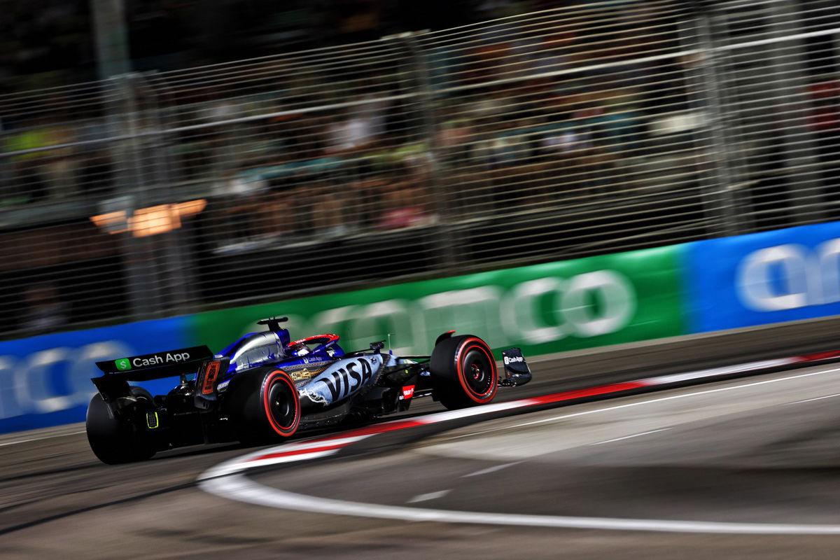 The FIA has announced that drivers will no longer be awarded a bonus point for setting fastest lap. Image: Charniaux / XPB Images