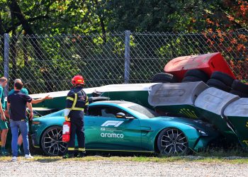 The Aston Martin FIA Safety Car is extracated from the tyre barrier after it crashed at the Parabolica.
29.08.2024. Formula 1 World Championship, Rd 16, Italian Grand Prix, Monza, Italy, Preparation Day.
- www.xpbimages.com, EMail: requests@xpbimages.com © Copyright: XPB Images