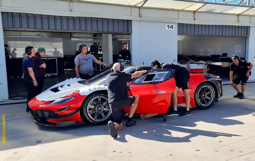 Arise Racing took to Wanneroo to shake down its two Ferrari GT3s. Image: Supplied