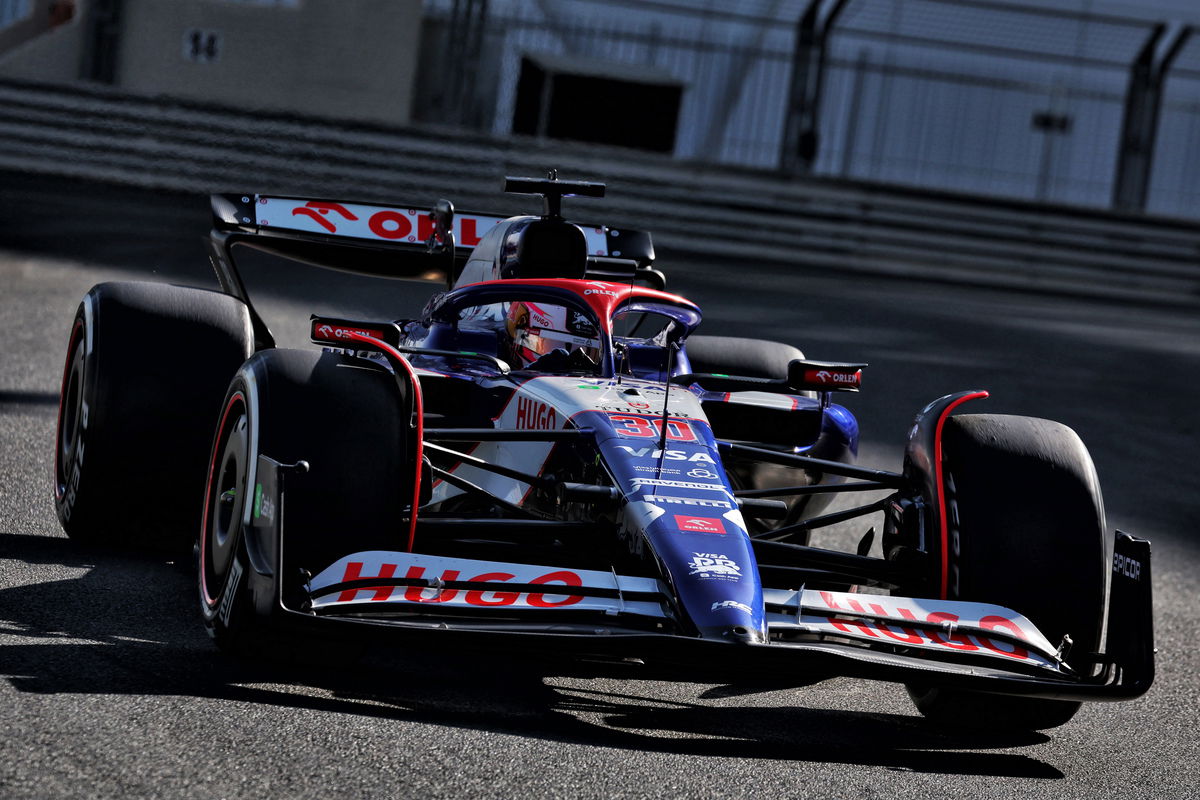 Liam Lawson completed nearly three Formula 1 race distances on the final day of the season in Abu Dhabi. Image: Moy / XPB Images