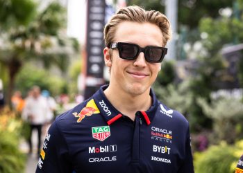 There have been suggestions Liam Lawson will be promoted alongside Max Verstappen as soon as the Las Vegas Grand Prix: Bearne / XPB Images