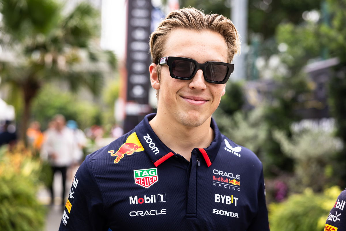 There have been suggestions Liam Lawson will be promoted alongside Max Verstappen as soon as the Las Vegas Grand Prix: Bearne / XPB Images