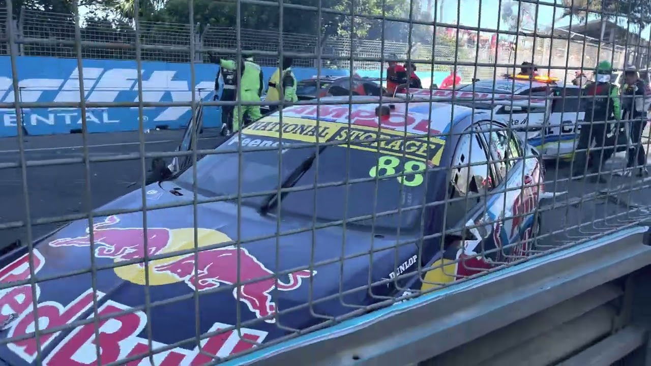 VIDEO: Fan vision of Supercars Gold Coast pile-up