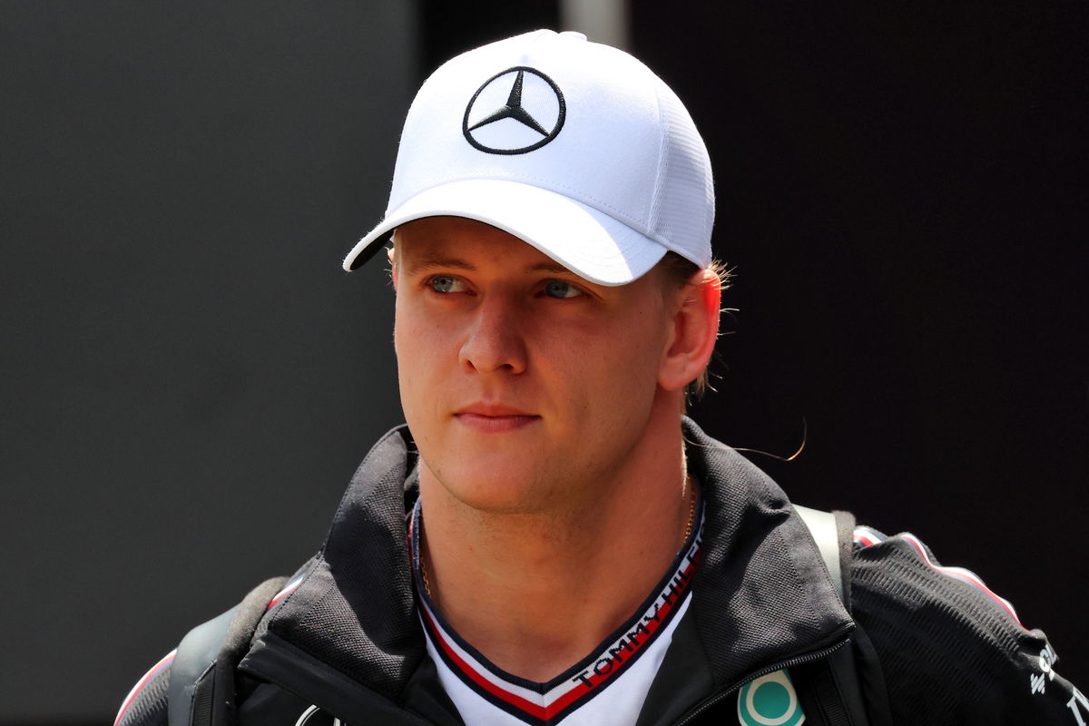 Mick Schumacher has moved into pole position to replace Logan Sargeant at Williams. Image: Rew / XPB Images