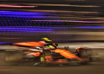 Lando Norris and Oscar Piastri have topped the second practice session ahead of the Abu Dhabi Grand Prix. Image: Bearne / XPB Images