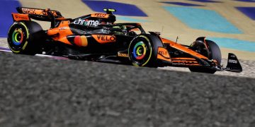 Lando Norris scored pole for the Sprint at the Qatar Grand Prix with McLaren team-mate Oscar Piastri third. Image: Charniaux / XPB Images