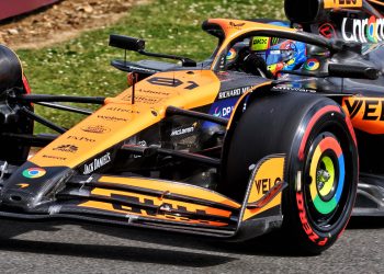 Oscar Piastri expects the field to close in on McLaren after it topped the opening day of running at the British Grand Prix. Image: Batchelor / XPB Images