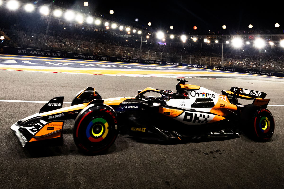 A single moment during his final flying lap in qualifying for the Singapore Grand Prix cost Oscar Piastri dearly. Image: XPB Images