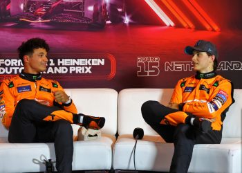 Oscar Piastri is free to attack team-mate and pole-sitter Lando Norris during the Dutch Grand Prix. Image: Batchelor / XPB Images