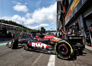 Renault is set to leave Formula 1 as a power unit manufacturer at the end of 2025. Image: Moy / XPB Images