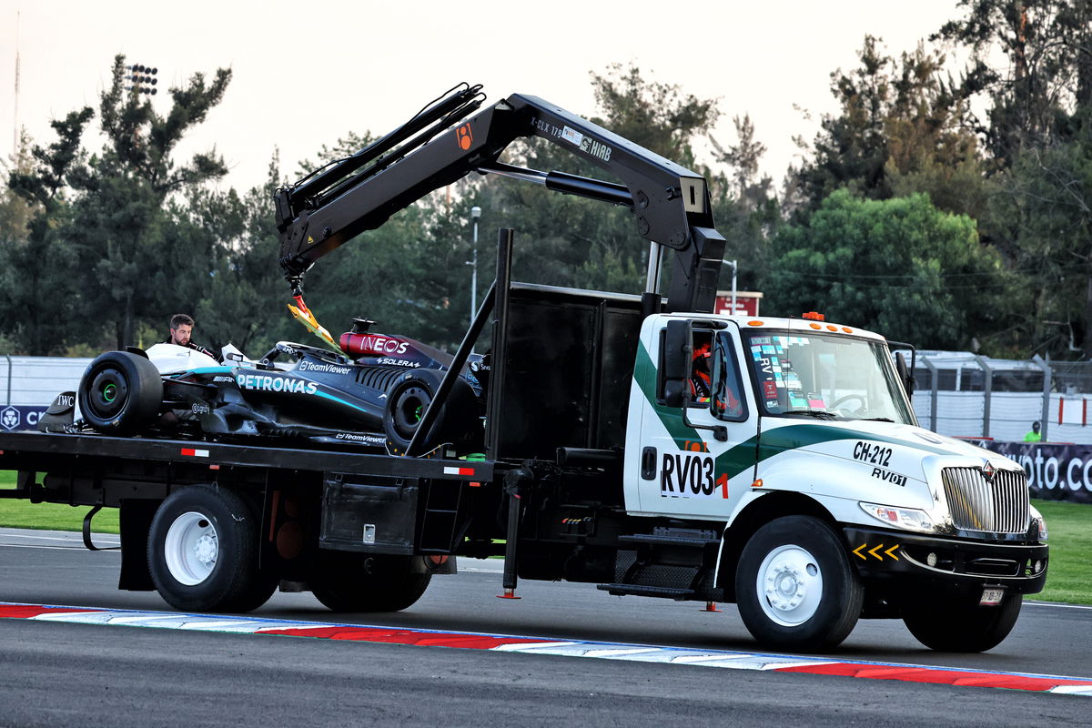 George Russell crashed out of the second practice session for the Formula 1 Mexico City Grand Prix, a session dedicated to testing 2025-spec tyre testing. Image: Charniaux / XPB Images