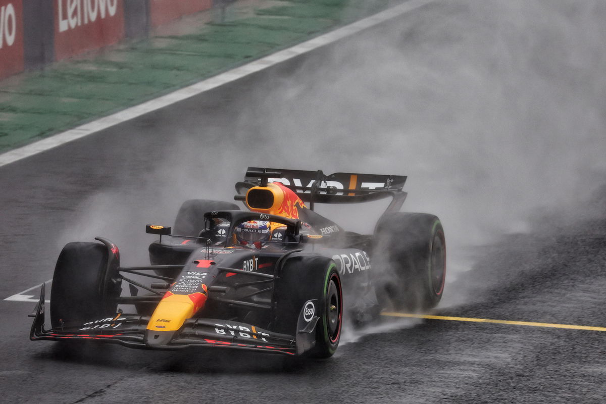 Max Verstappen has planned one hand on his fourth Formula 1 world title with a brilliant drive from 17th to a dominant win. Image: Batchelor / XPB Images